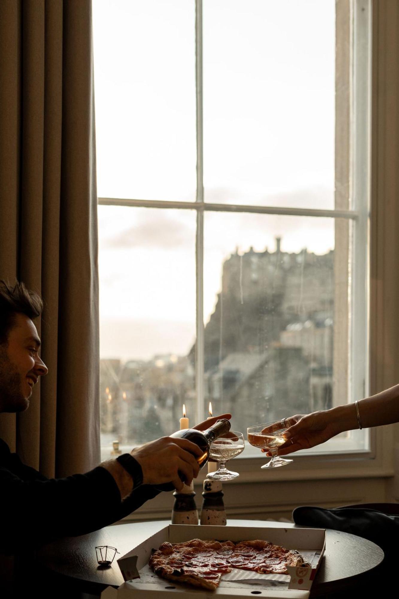 Moment George IV Bridge Hotel Edinburgh Bagian luar foto